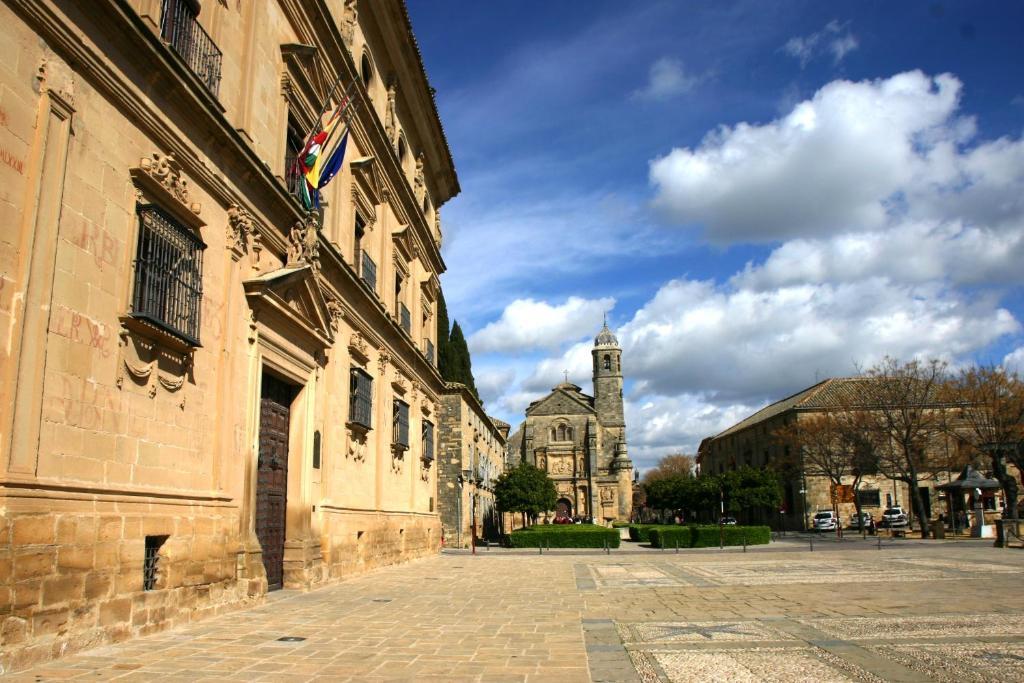 Hotel Afan De Rivera Ubeda  Bagian luar foto